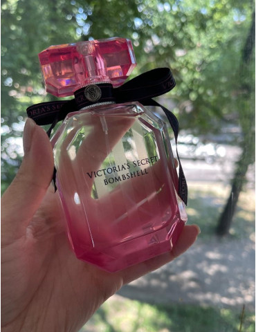 Victoria Secret Bombshell Eau de Parfum 100 мл (штрих код)